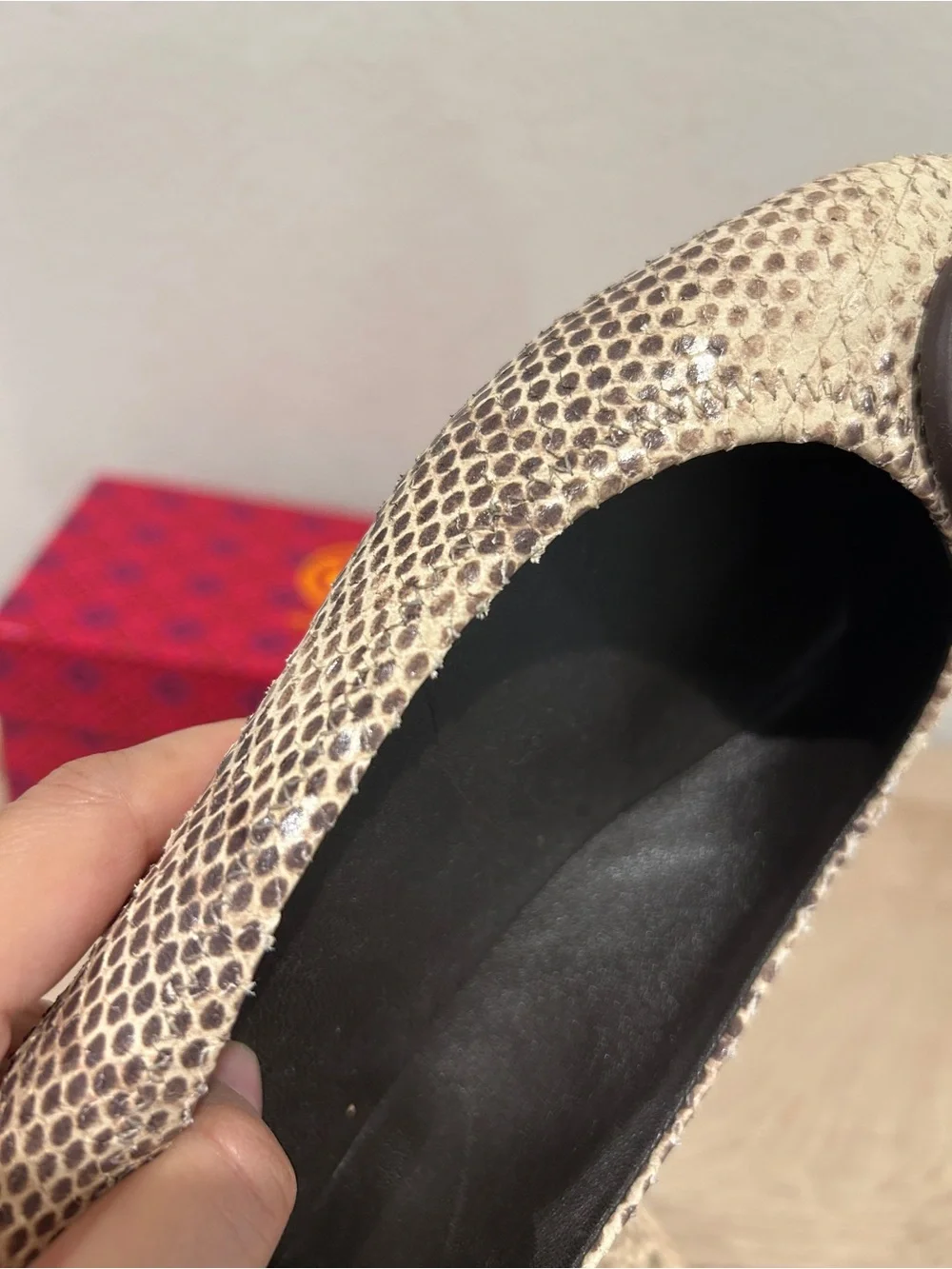 Tory Burch Minnie Travel Ballet Flats Cream Roccia Stamped Snake leather, Size 7